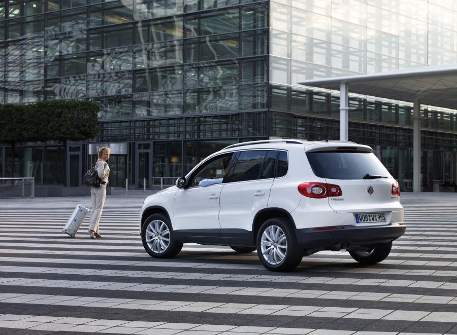  Volkswagen Tiguan 2008 года  (фото 14 из 118)
